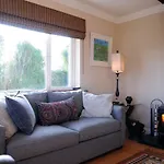 Short Dingle 3*