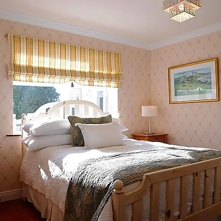 Short Dingle 3*