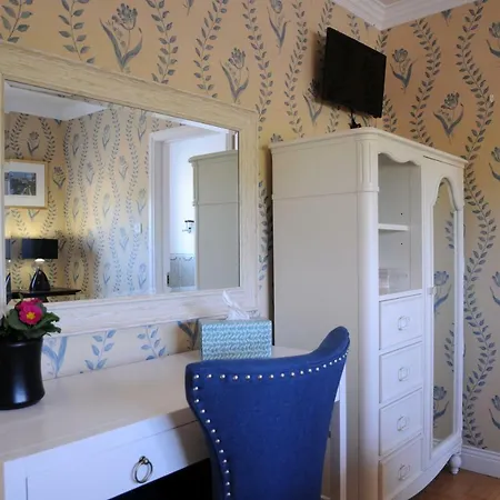 Short Dingle Bed & Breakfast *