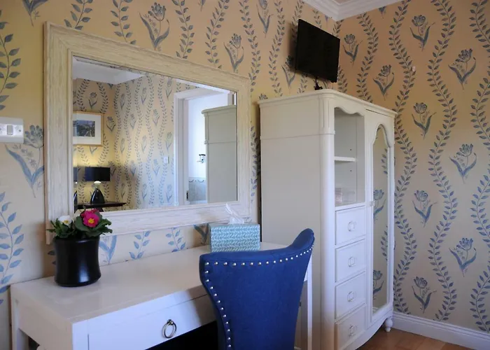 Short Dingle Bed & Breakfast 3*